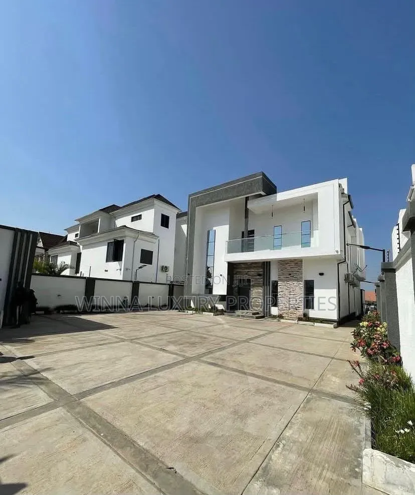 8bdrm Mansion in Guzape for rent in Guzape District