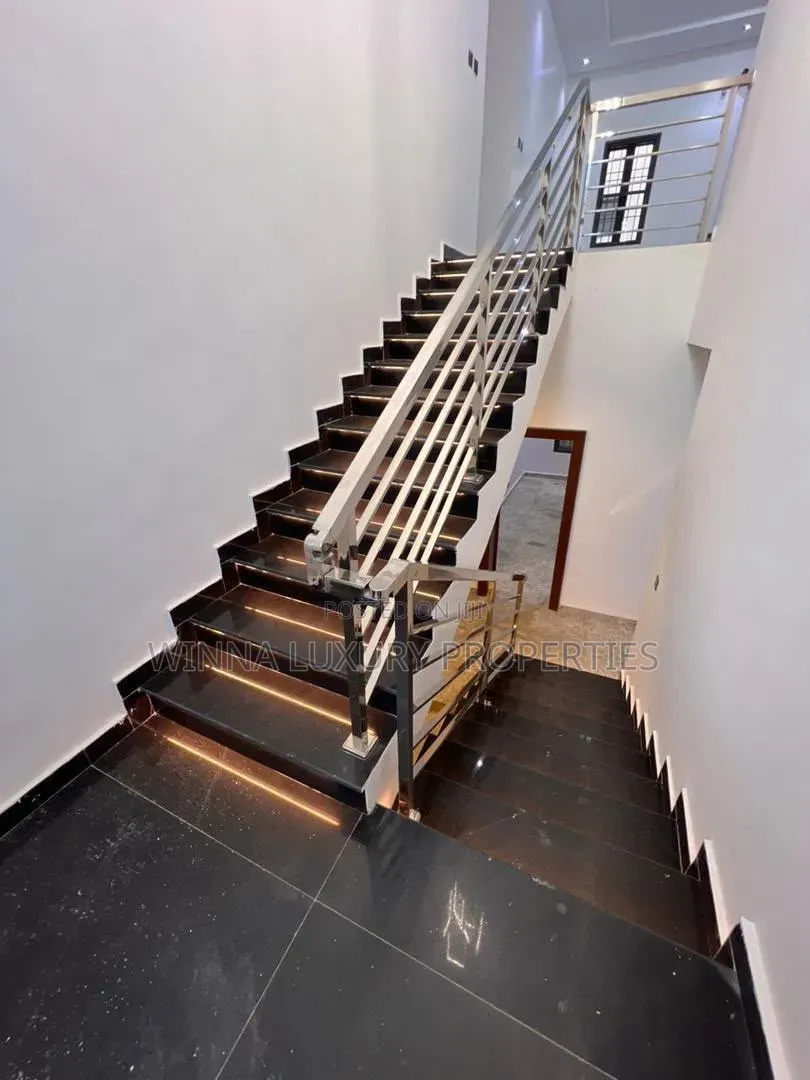 8bdrm Mansion in Guzape for rent in Guzape District