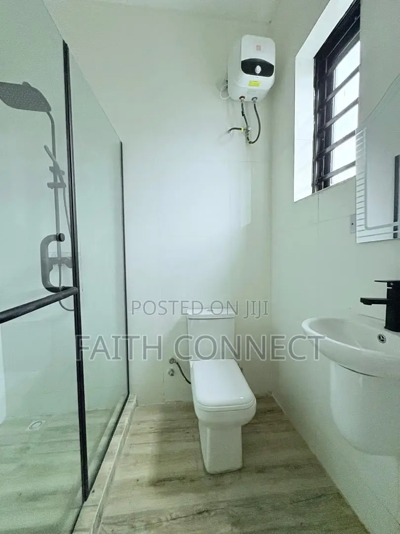 5bdrm Duplex in Abraham Adesanya for sale in Abraham Adesanya