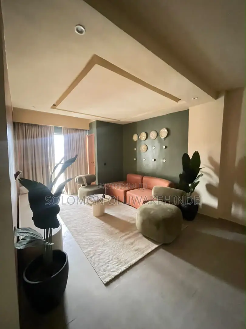 Furnished 1bdrm Apartment in Chevron for sale in Chevron