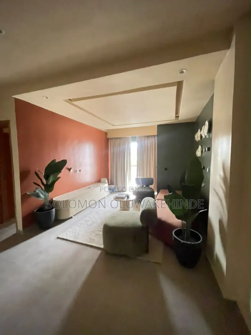 Furnished 1bdrm Apartment in Chevron for sale in Chevron