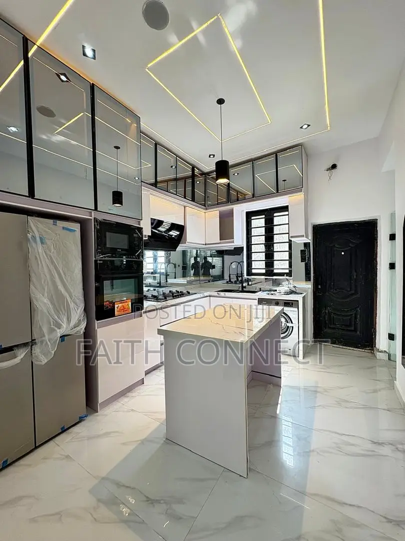 4bdrm Duplex in Ajah for sale in Ajah
