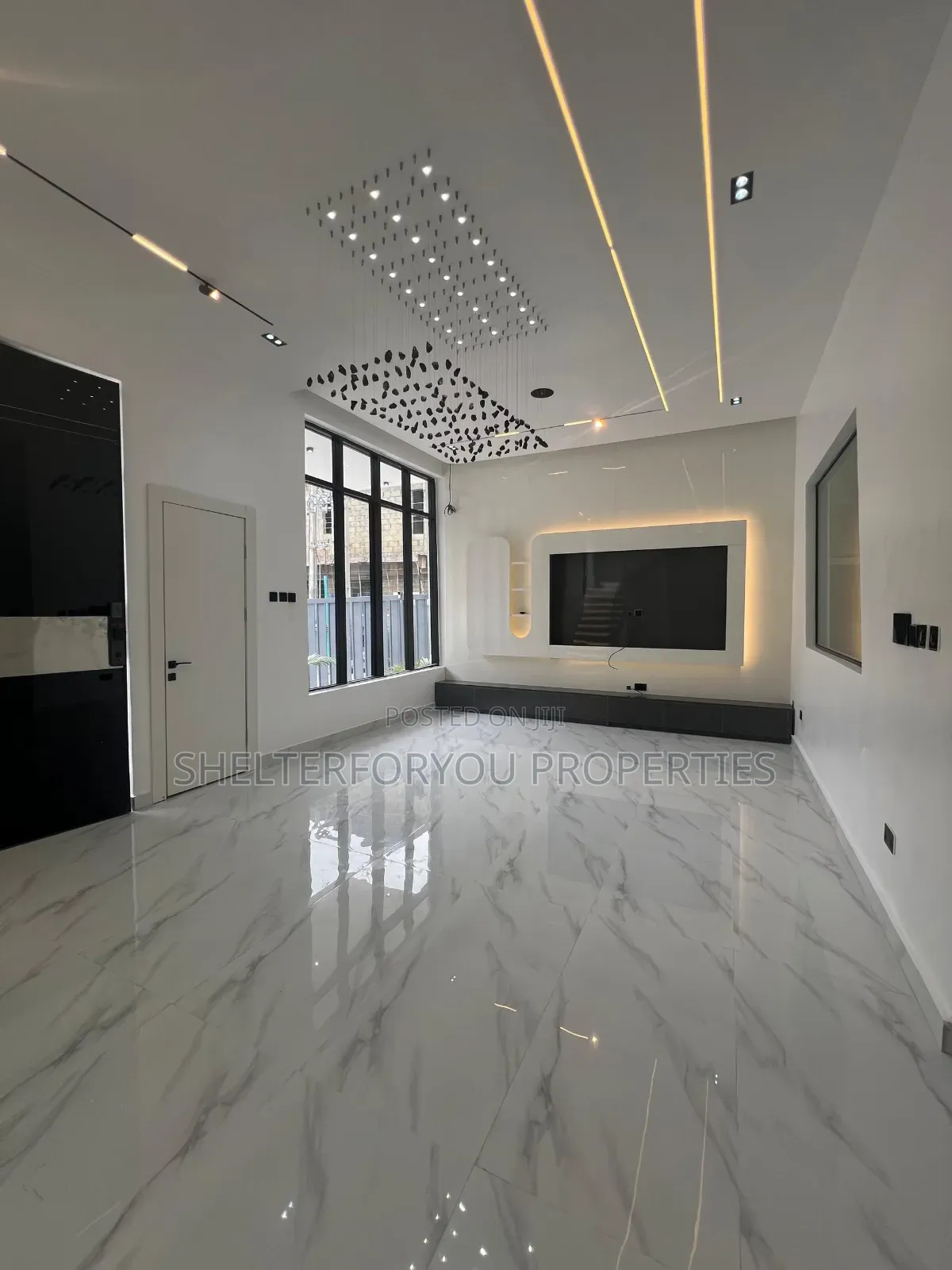 4bdrm Duplex in Off Lekki-Epe Expressway for sale in Off Lekki-Epe Expressway