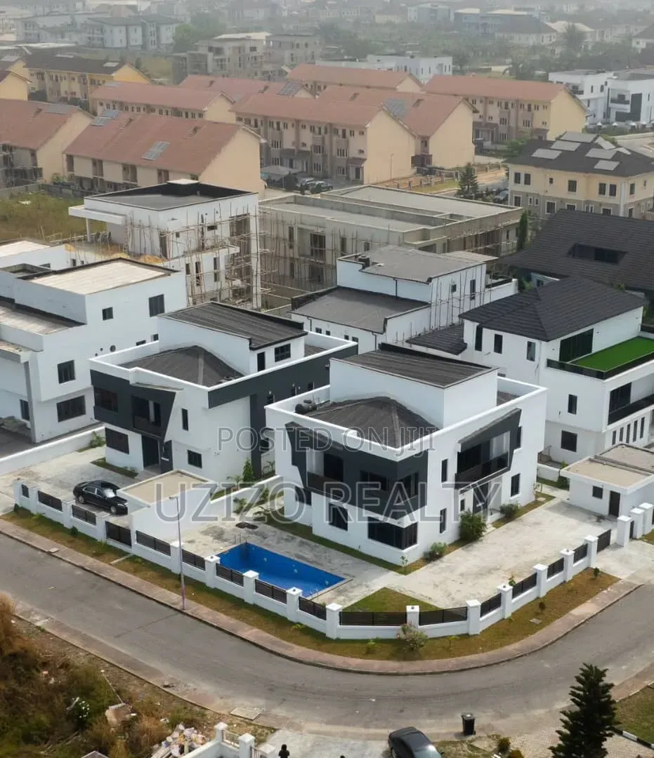 4bdrm Duplex in Royal Garden Estate, Ajiwe for sale in Ajiwe
