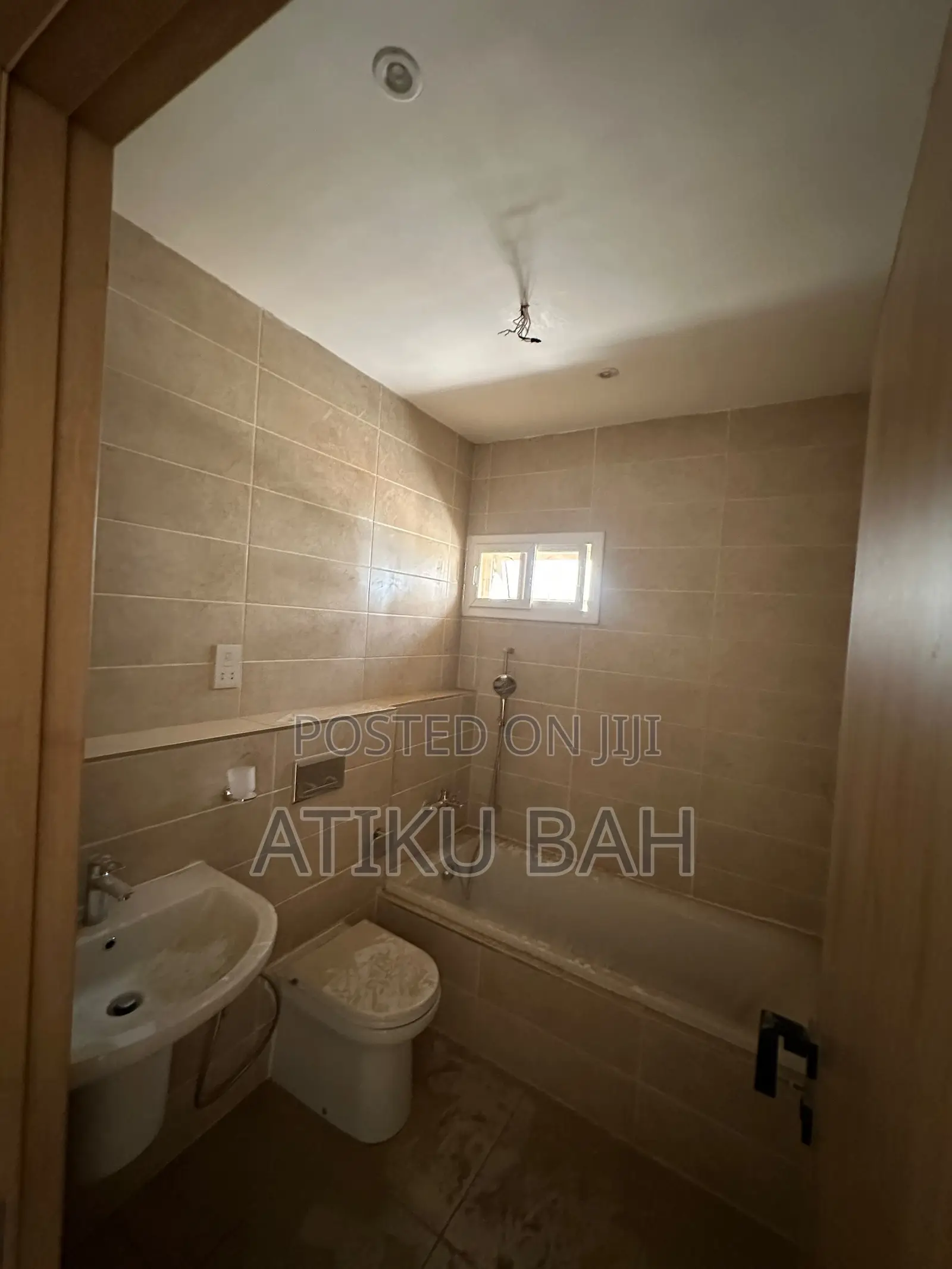 5bdrm Villa in Life Camp for sale in Life Camp