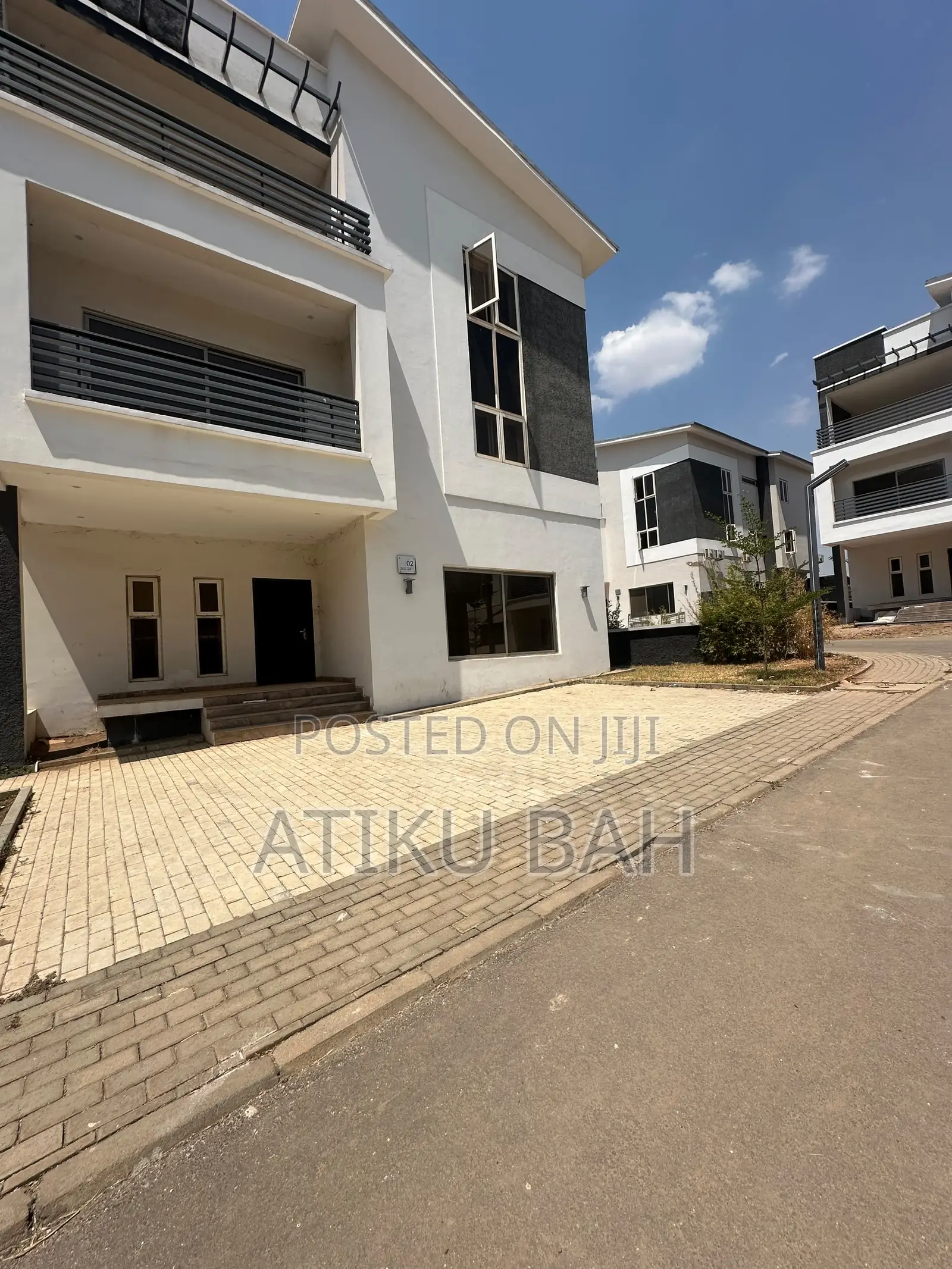 5bdrm Villa in Life Camp for sale in Life Camp