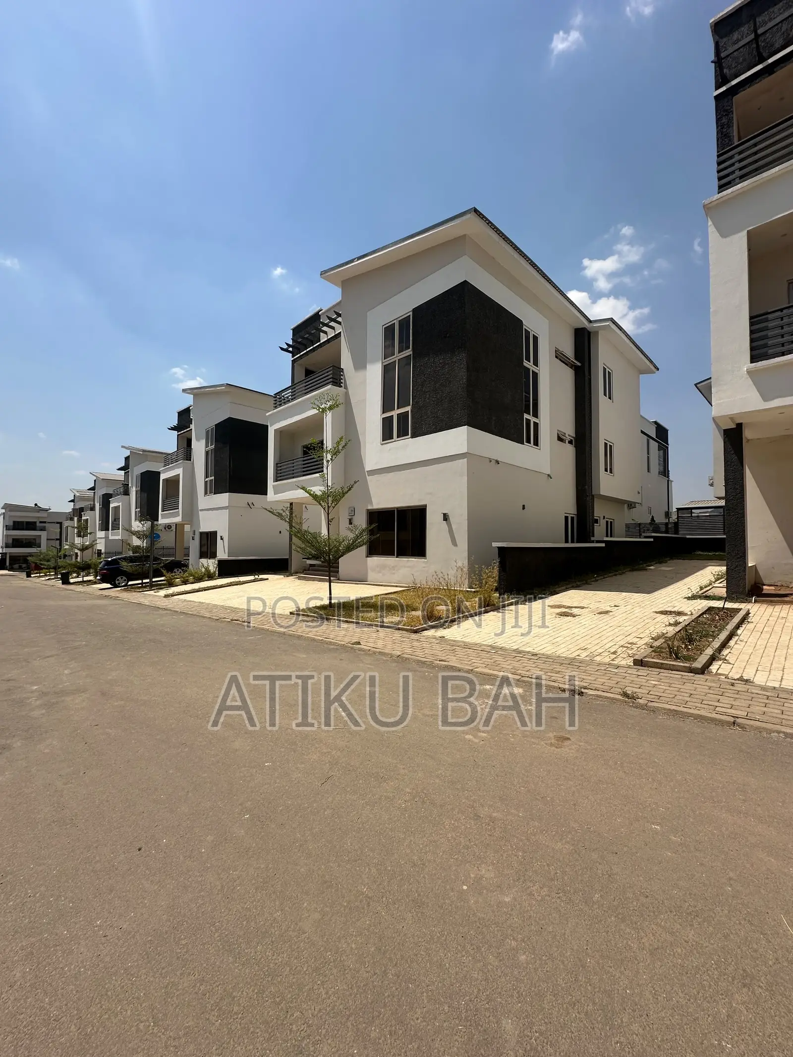 5bdrm Villa in Life Camp for sale in Life Camp