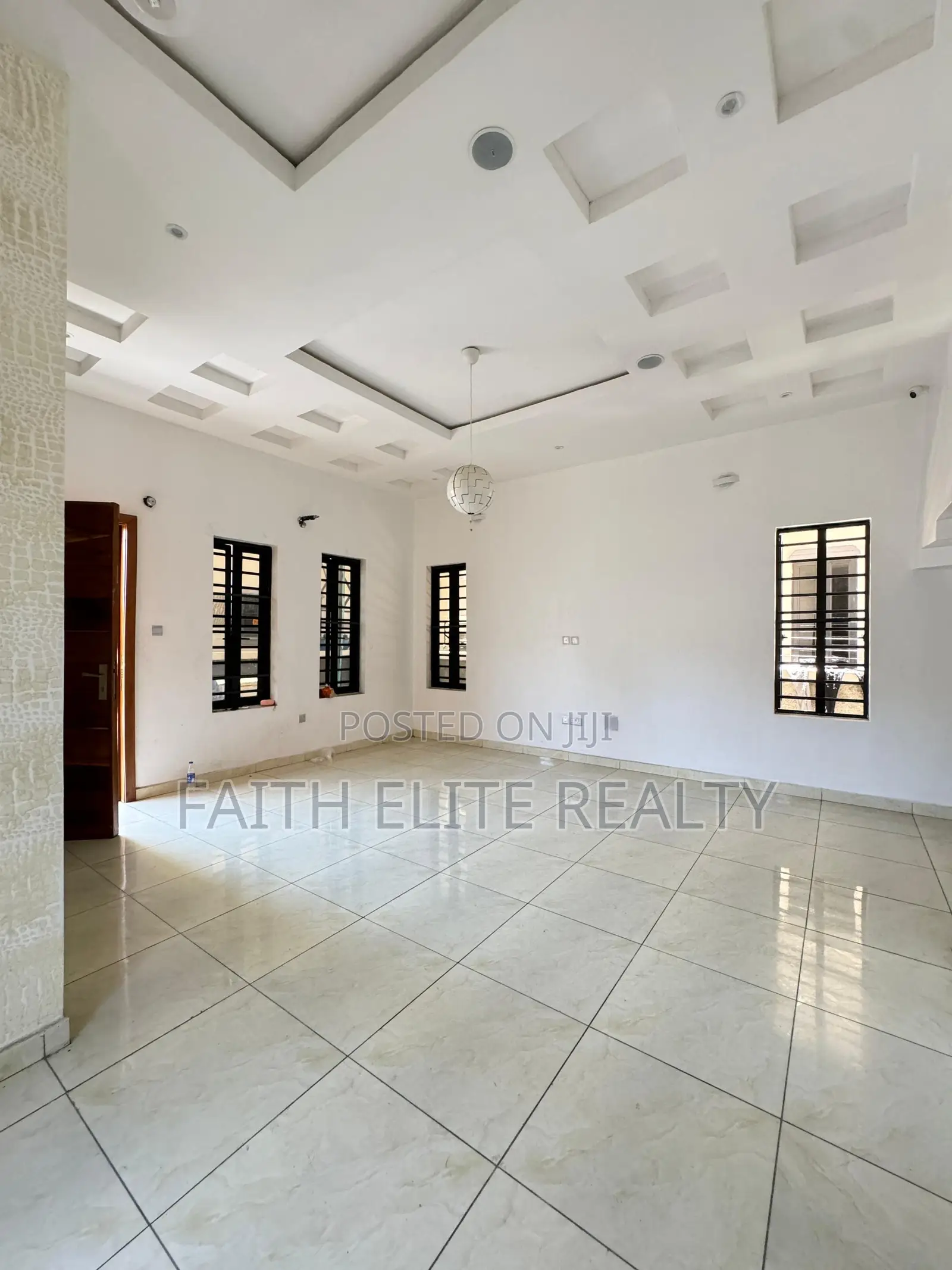 4bdrm Duplex in Victoria Crest, Lekki Expressway for rent in Lekki Expressway