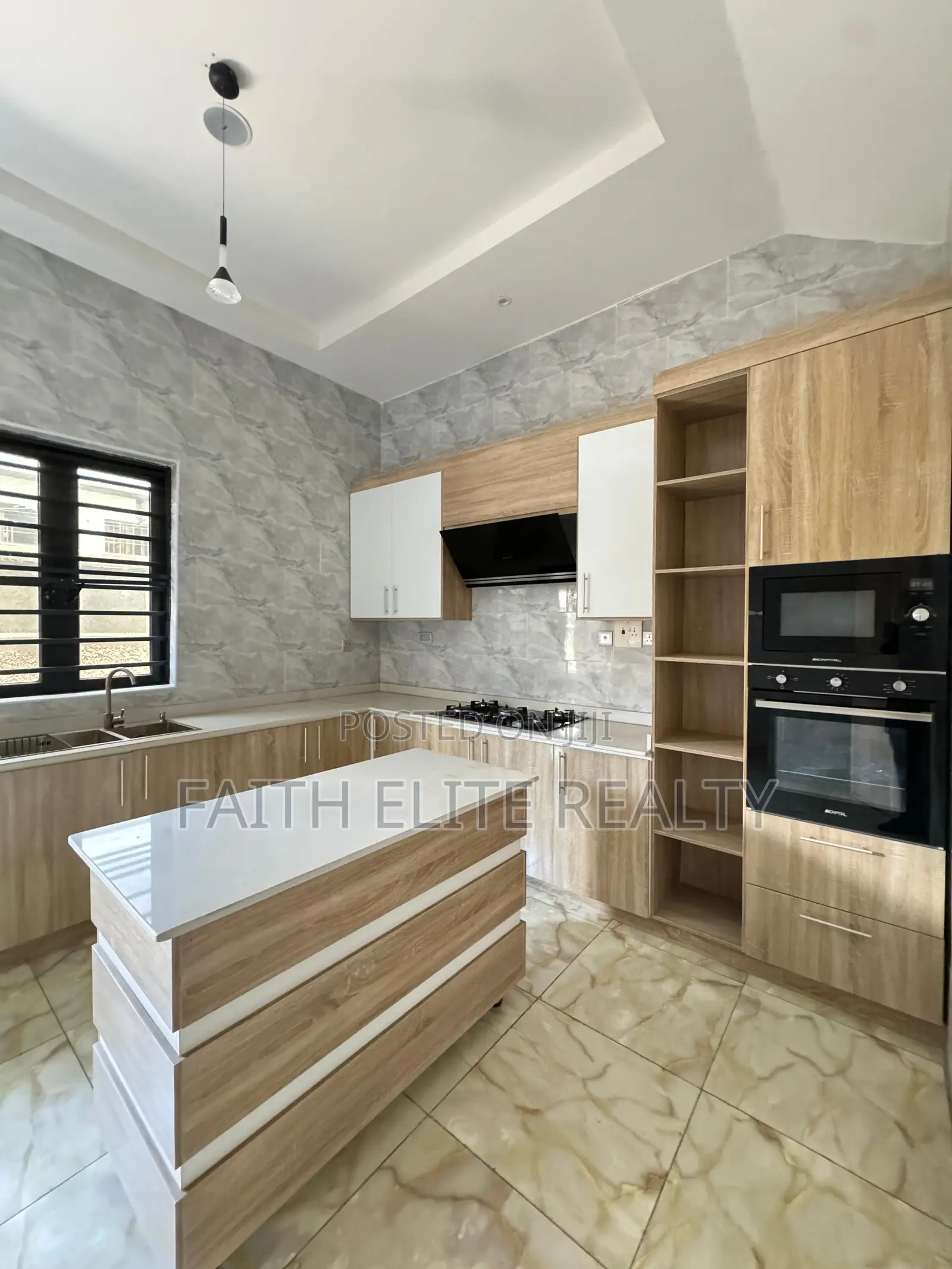 4bdrm Duplex in Victoria Crest, Lekki Expressway for rent in Lekki Expressway