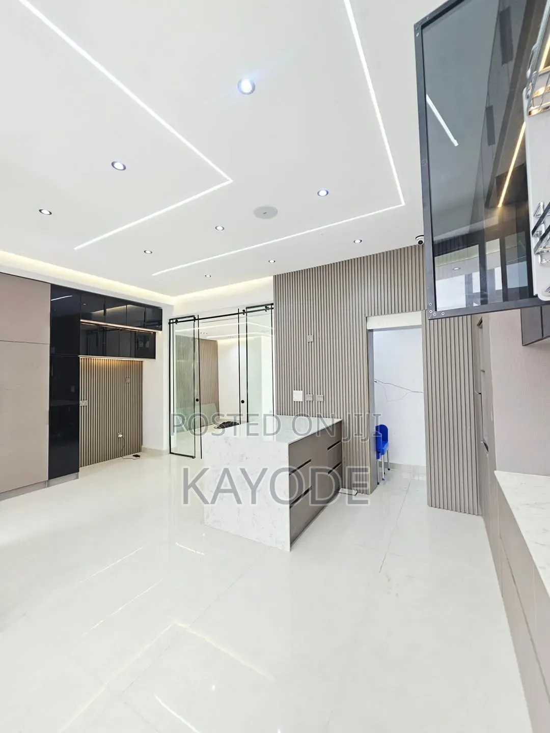6bdrm Duplex in Lekki Phase 1 for sale in Lekki Phase 1