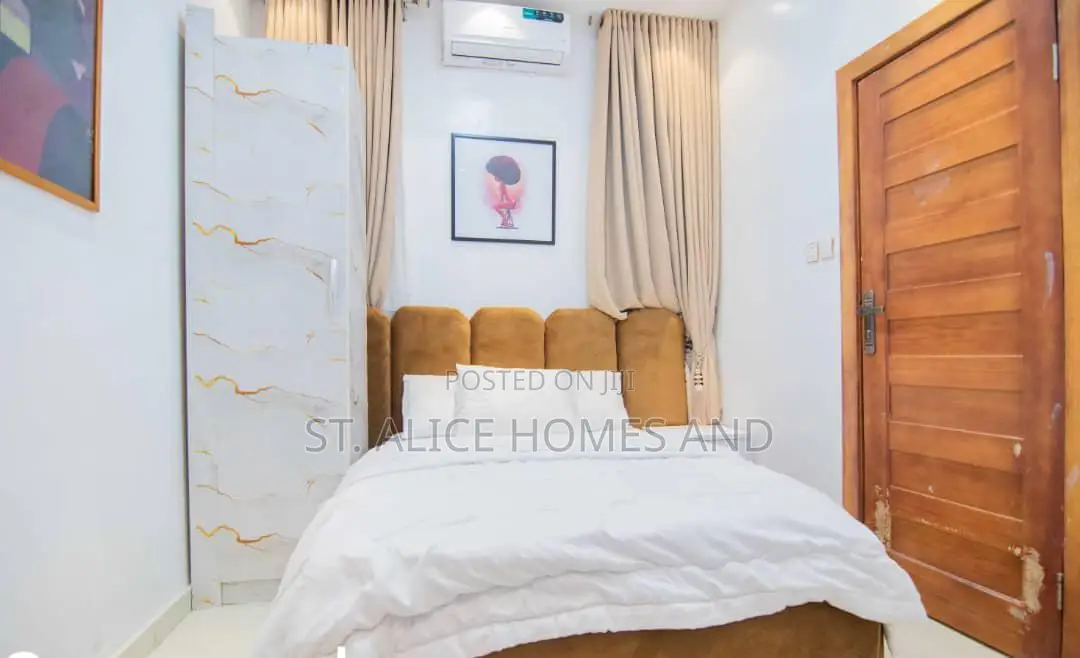 24orty7 Apartment TheSix 4 Bedroom Self Compound With, Snooker, PS5 in Lekki Expressway