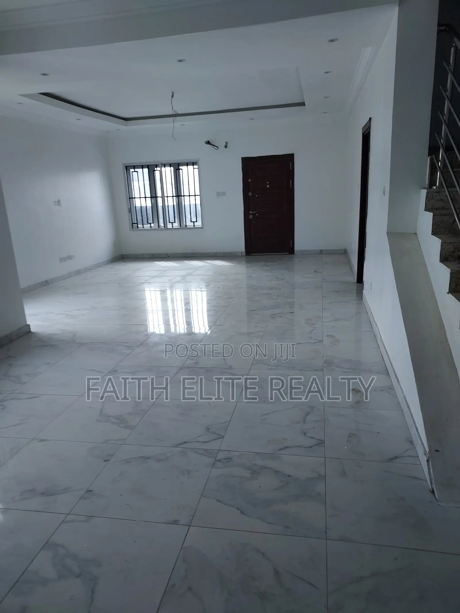 4bdrm Duplex in Lekki County, Ikota for rent in Ikota