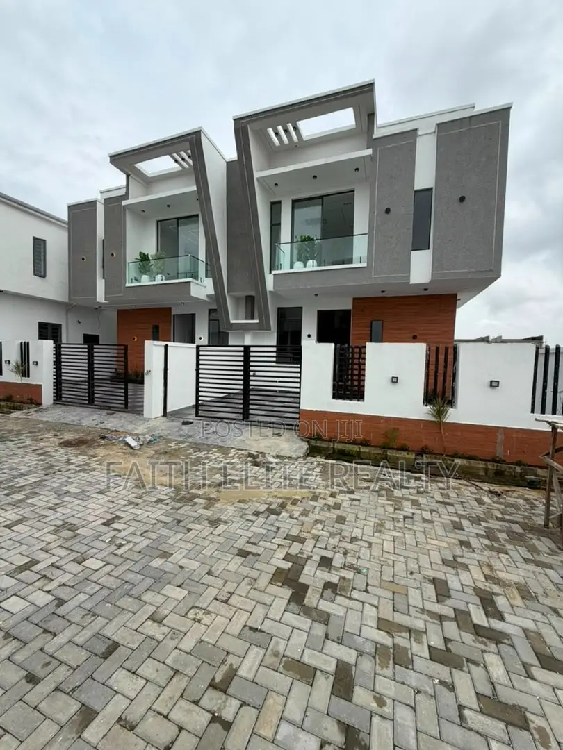 4bdrm Duplex in Ado / Ajah for sale in Ado / Ajah