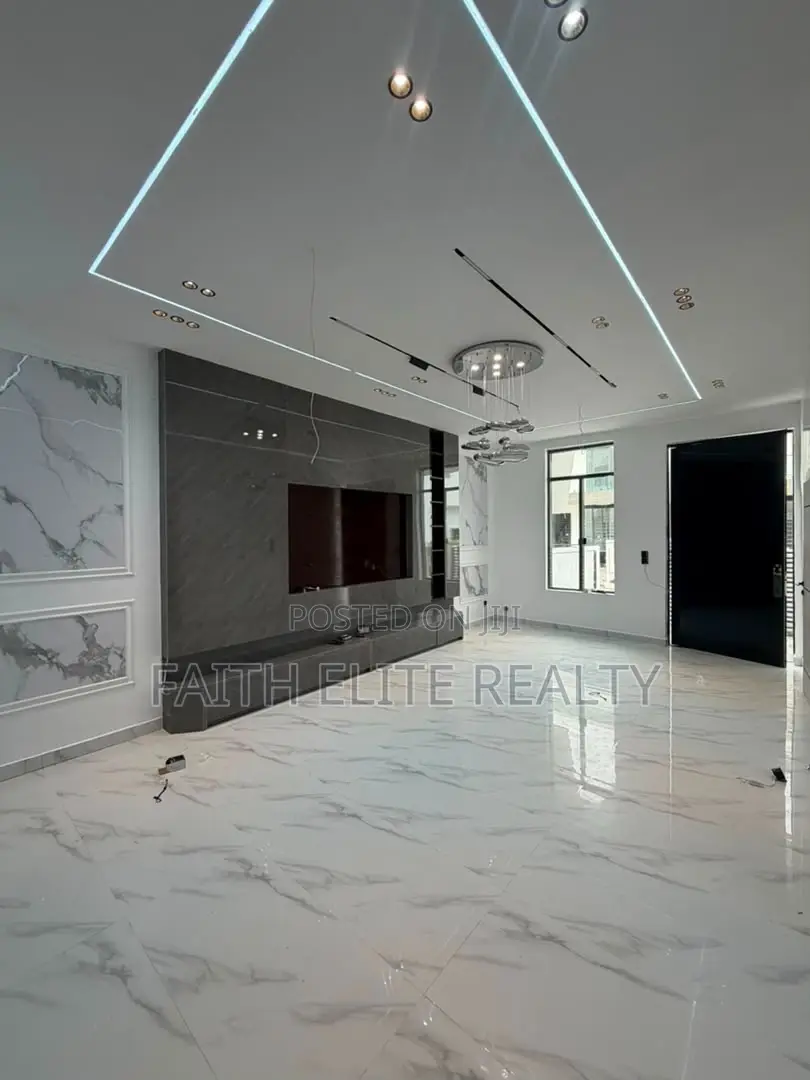 4bdrm Duplex in Ado / Ajah for sale in Ado / Ajah