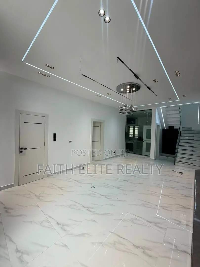 4bdrm Duplex in Ado / Ajah for sale in Ado / Ajah