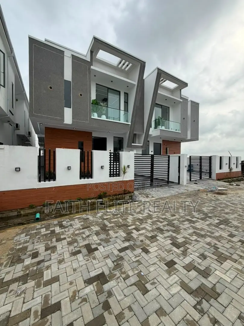 4bdrm Duplex in Ado / Ajah for sale in Ado / Ajah