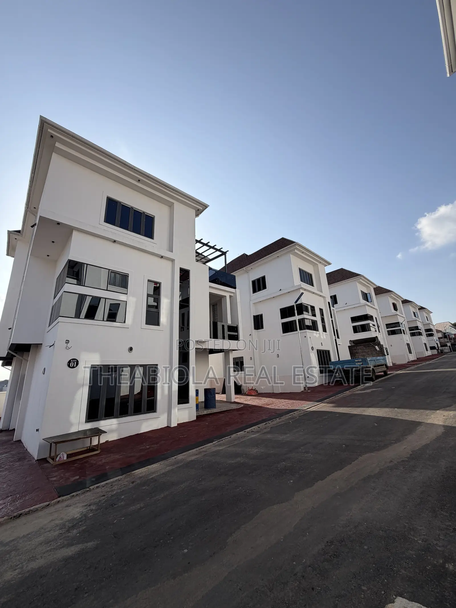 6bdrm Duplex in Guzape, Abuja for sale in Guzape District