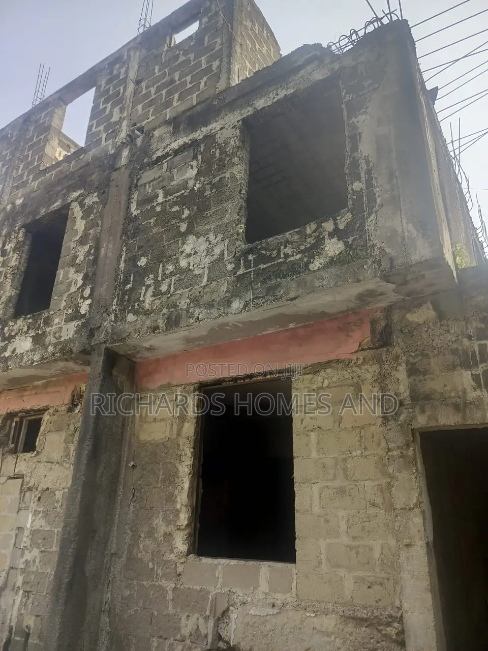 Commercial Property for Long Lease in VI in Adeola Odeku