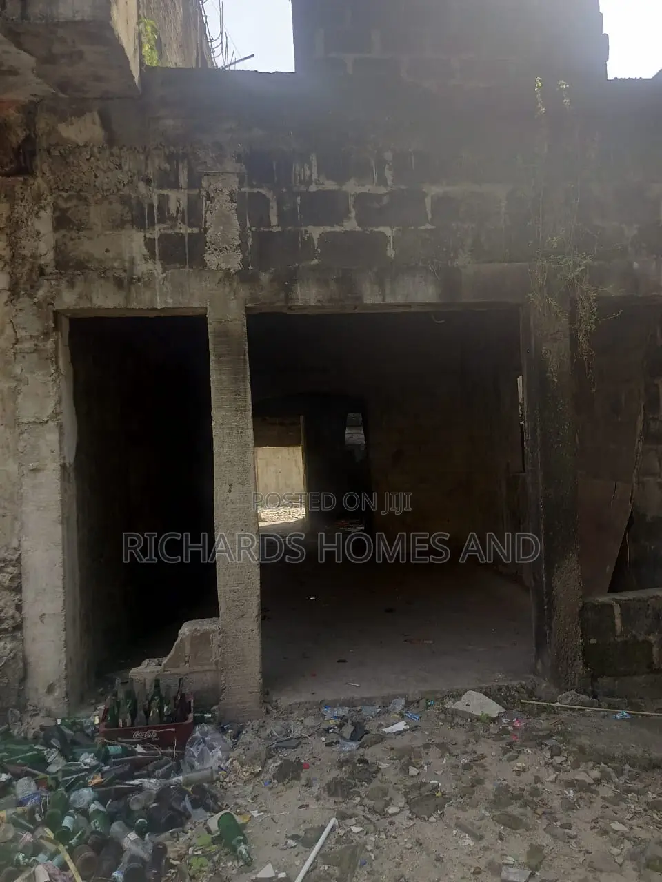 Commercial Property for Long Lease in VI in Adeola Odeku