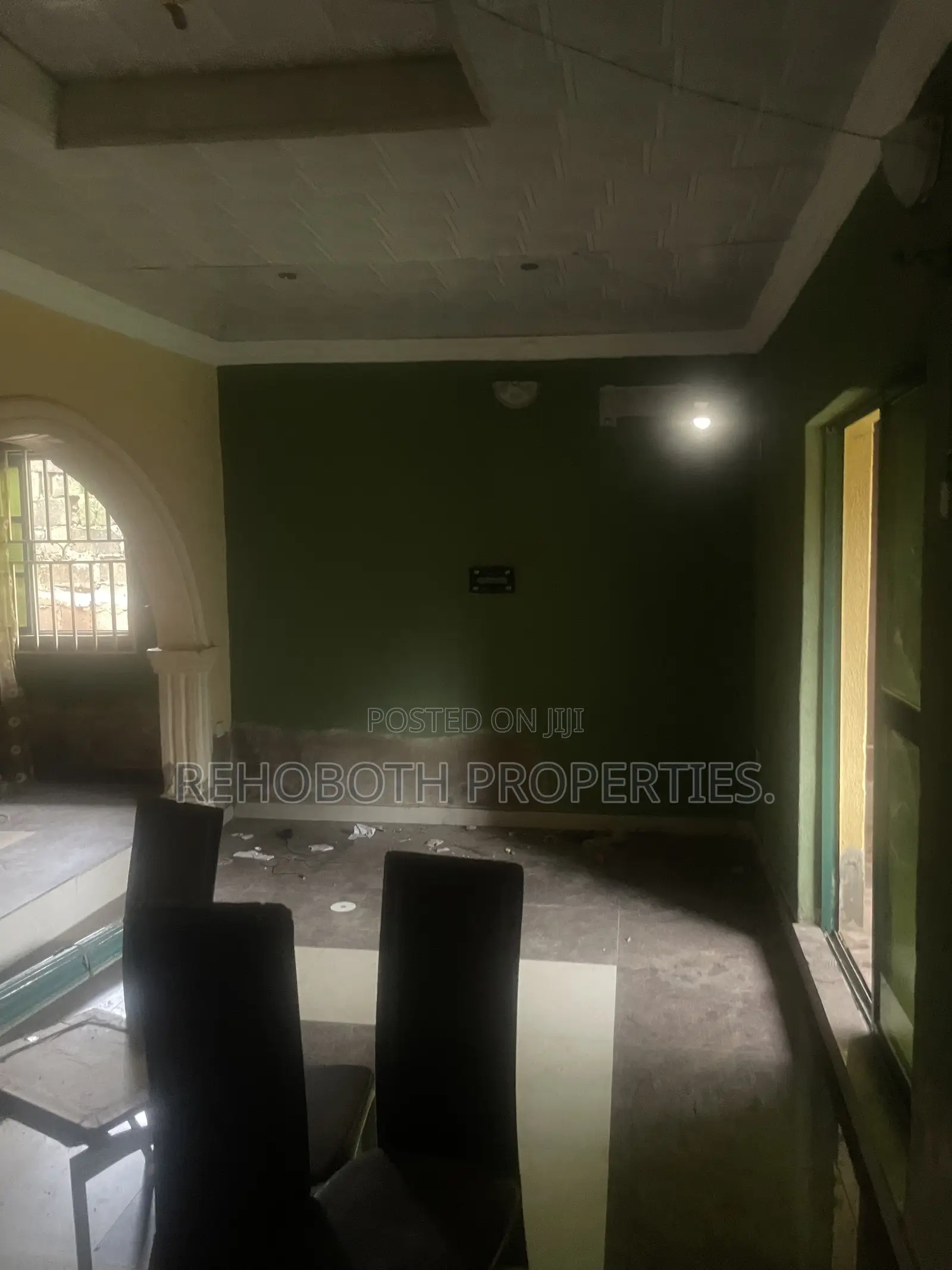 3bdrm Bungalow in Ire Akari Quaters, Akala Express for rent in Akala Express