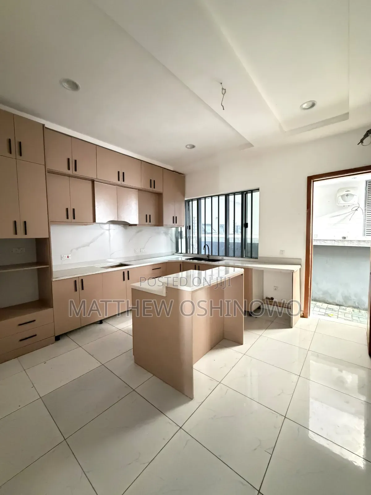 Furnished 4bdrm Duplex in Lekki, Osapa london for sale in Osapa london