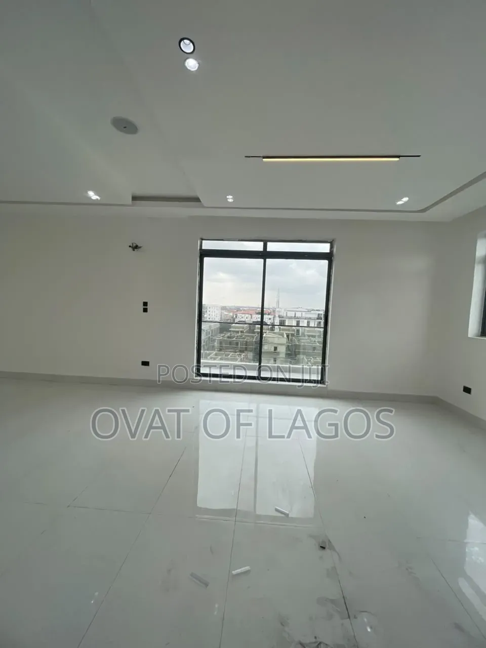 3bdrm Apartment in Ikate for sale in Ikate