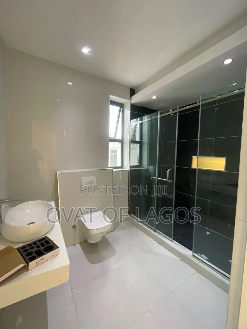 3bdrm Apartment in Ikate for sale in Ikate