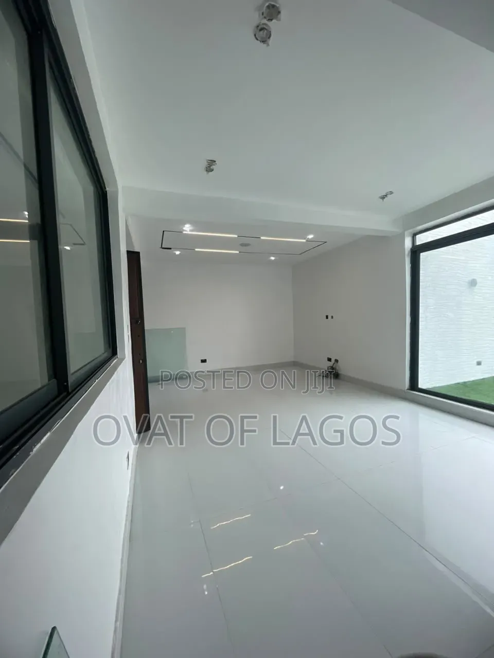 3bdrm Apartment in Ikate for sale in Ikate