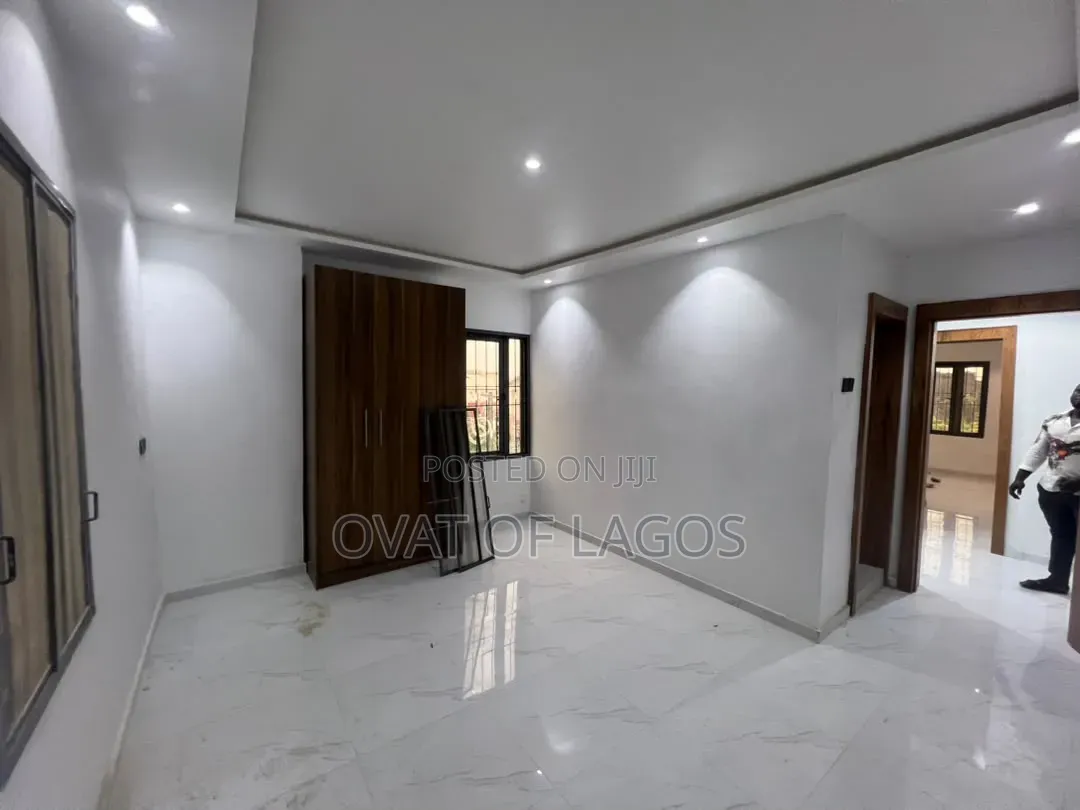 2bdrm Apartment in Lekki Phase 1 for rent in Lekki Phase 1