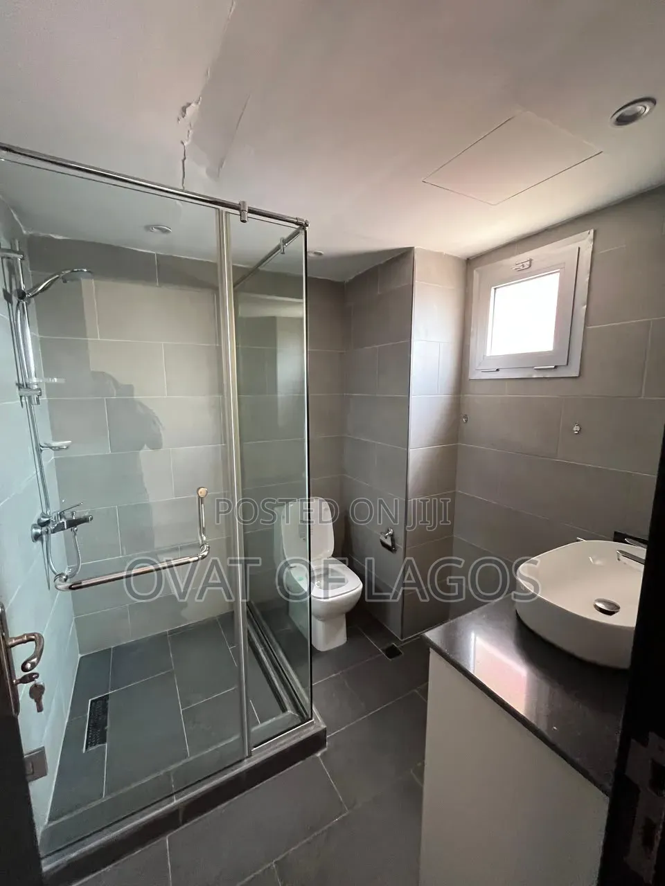 Furnished 3bdrm Apartment in Banana Island for sale in Banana Island