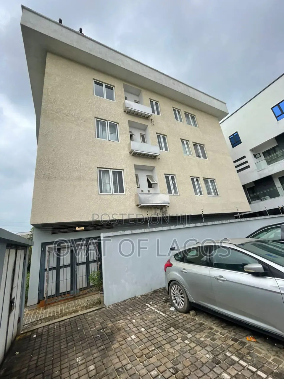 3bdrm Apartment in Ikate for sale in Ikate