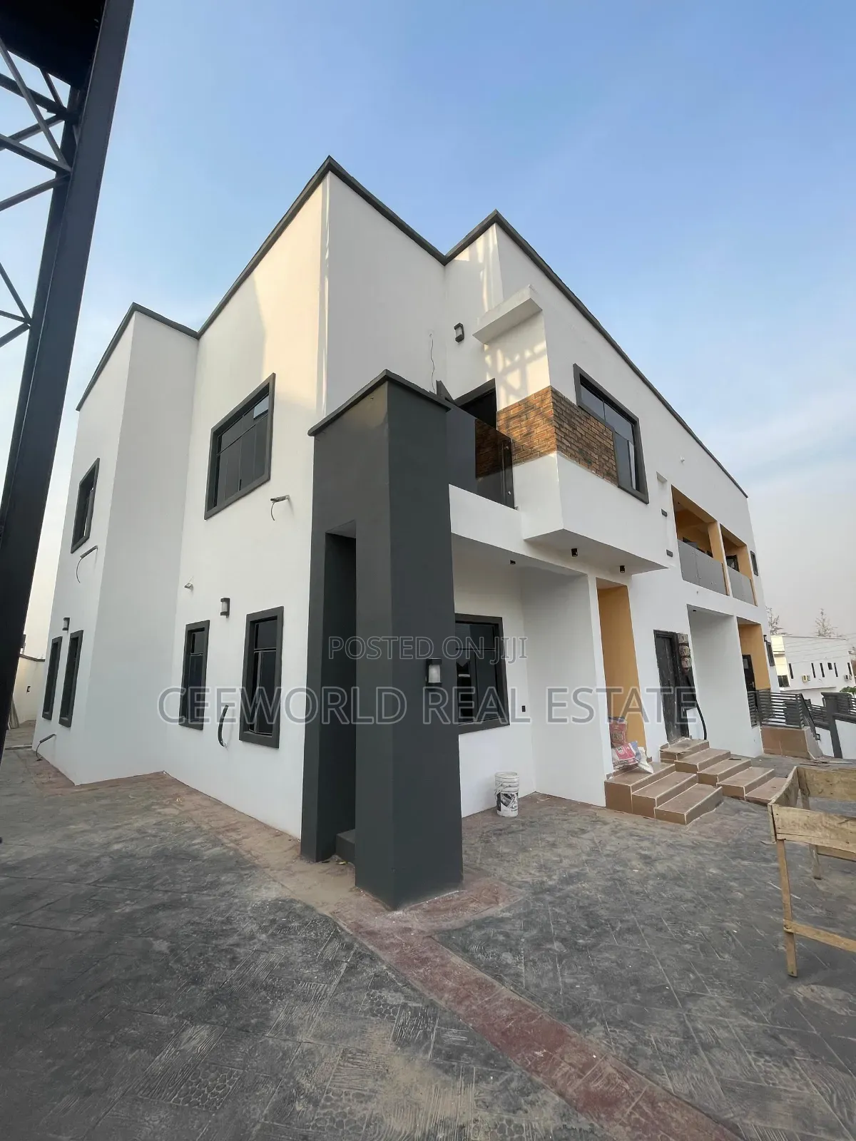 3bdrm Apartment in Calton Gra Akobo for rent in Akobo