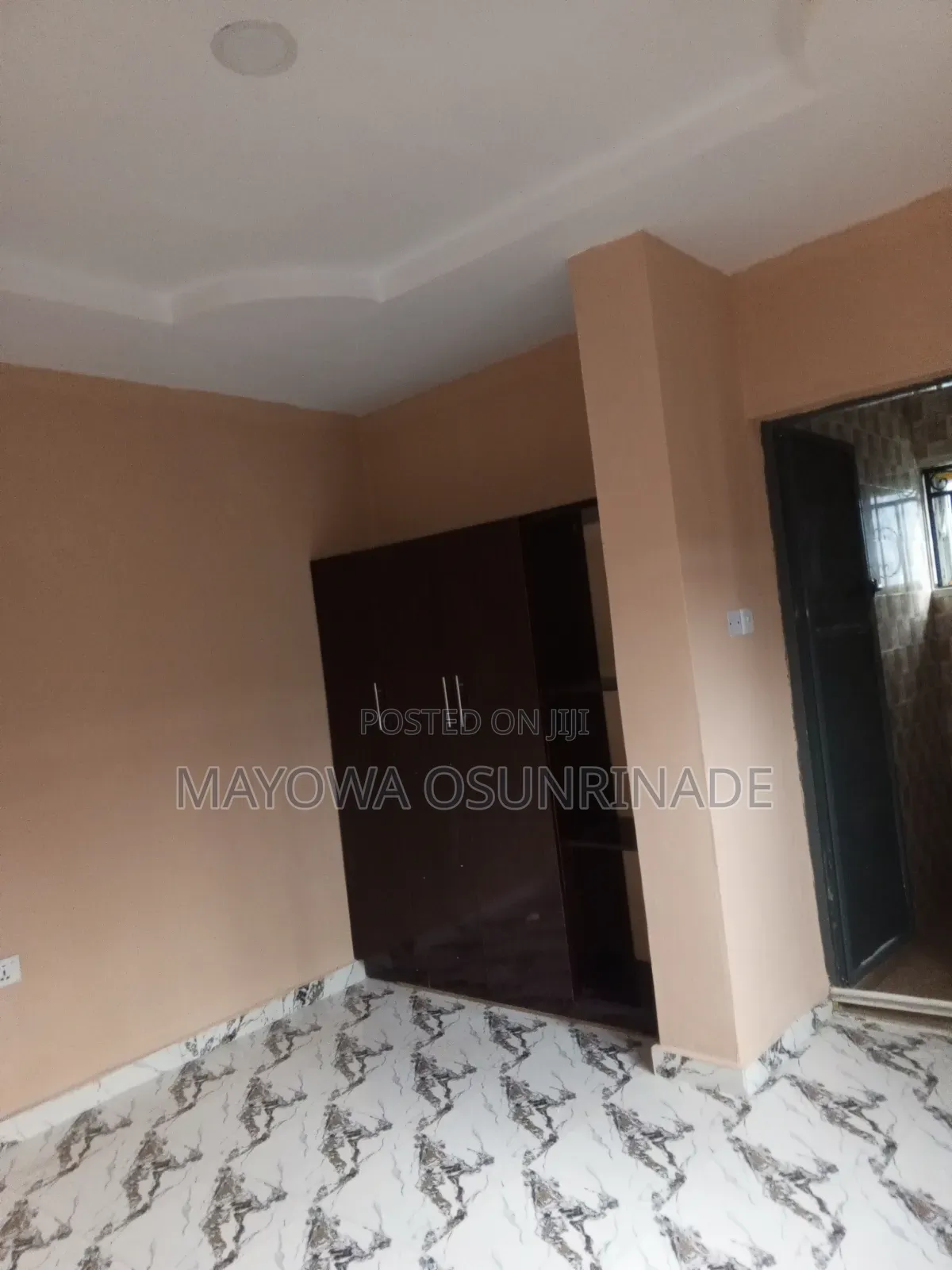 3bdrm Apartment in Ologuneru for rent in Ologuneru