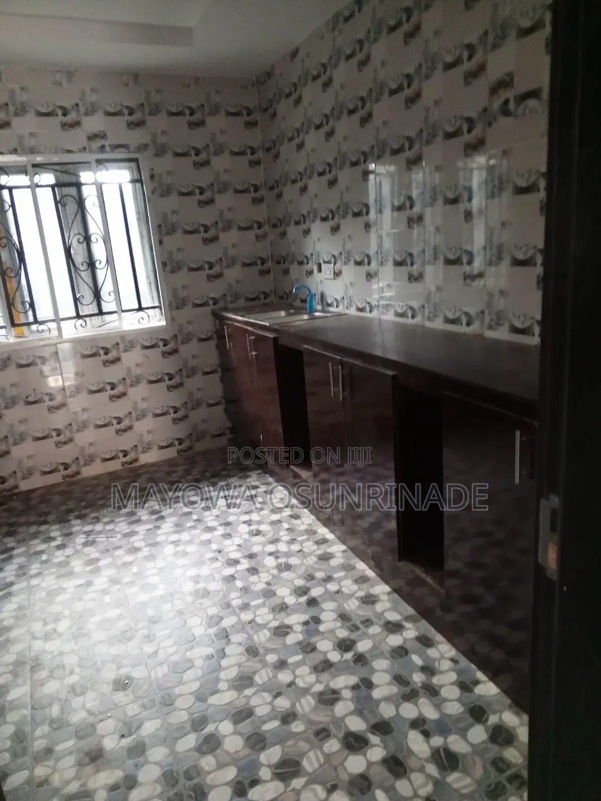 3bdrm Apartment in Ologuneru for rent in Ologuneru