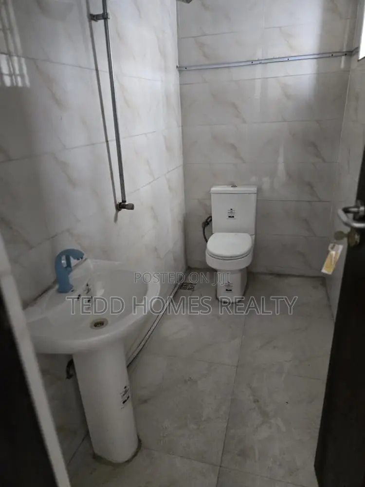 Three Floors of Commercial Office Space in Olokonla