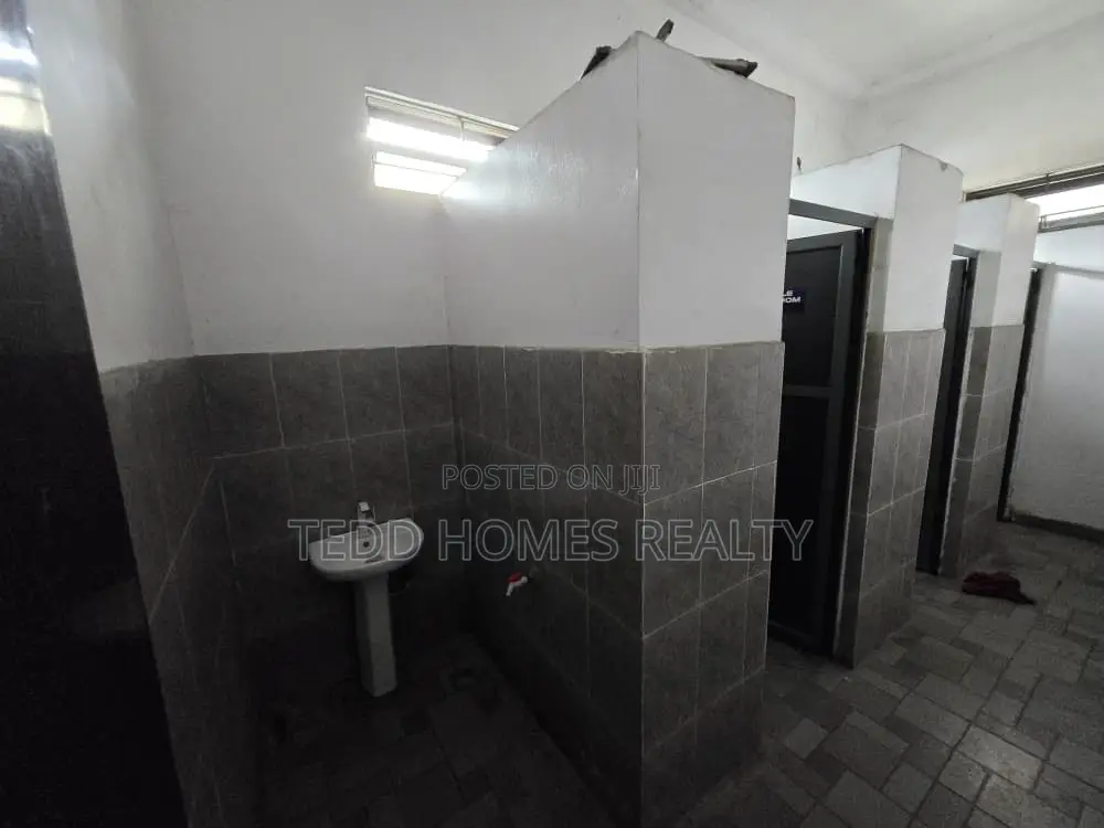 Three Floors of Commercial Office Space in Olokonla