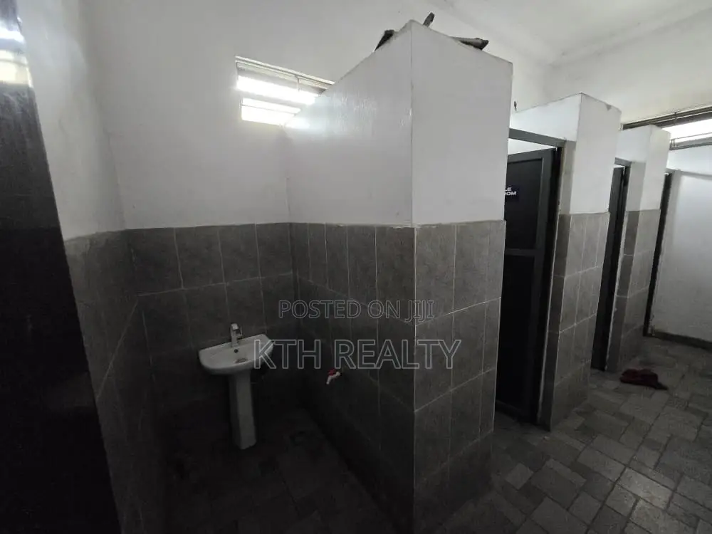 Three Floors of Commercial Office Space in Olokonla