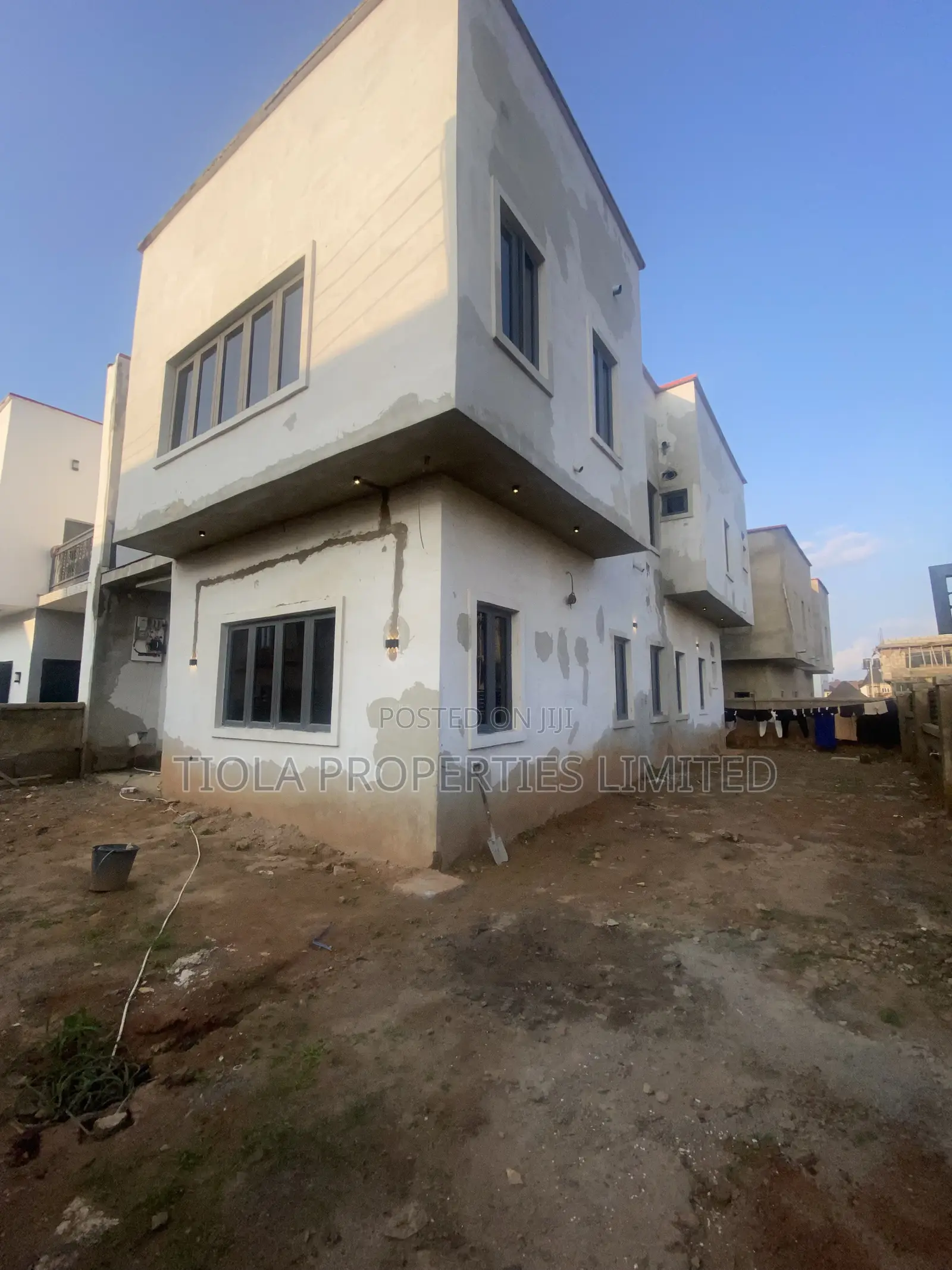 4bdrm Duplex in Crown Vista Estate, Sabon Lugbe for sale in Sabon Lugbe