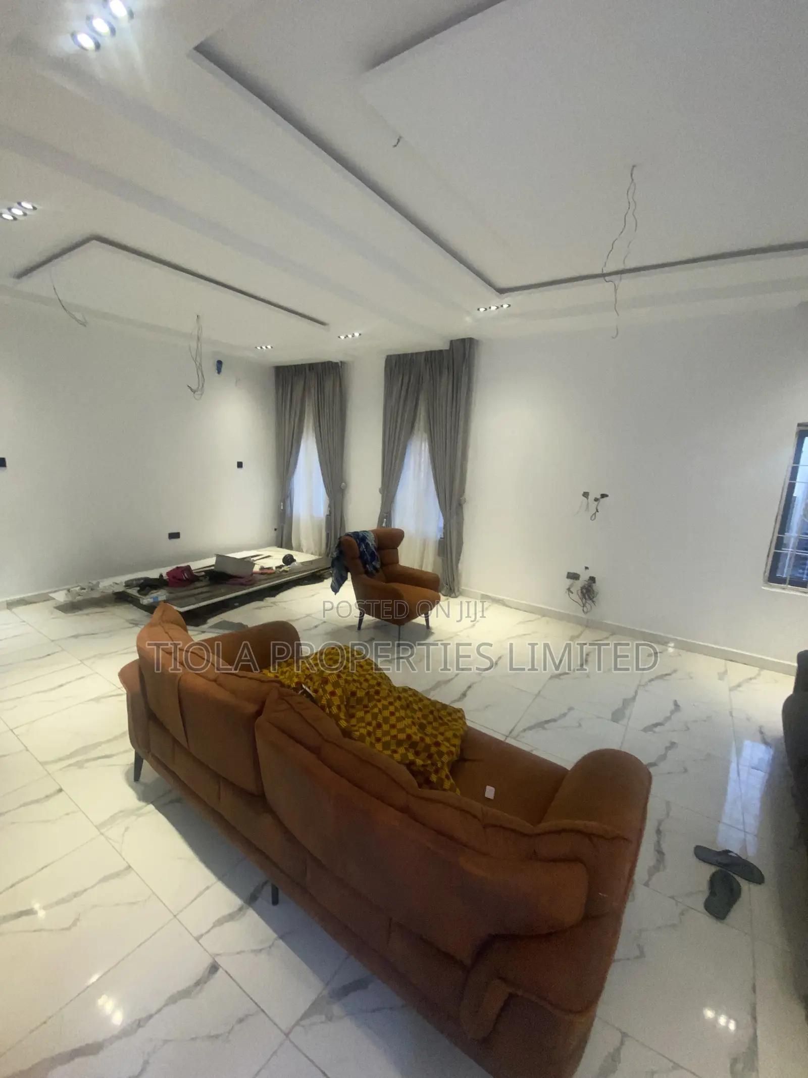 4bdrm Duplex in Crown Vista Estate, Sabon Lugbe for sale in Sabon Lugbe