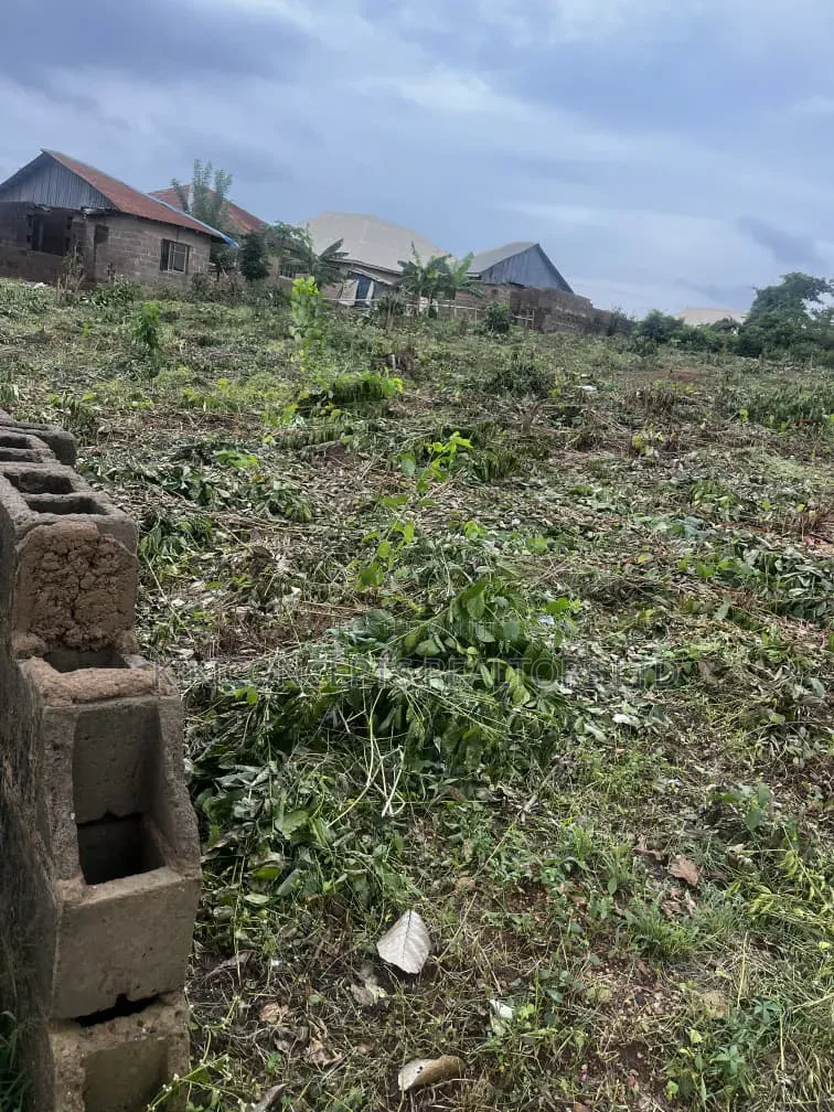 3 Plots of Land at Olorunda in Akobo