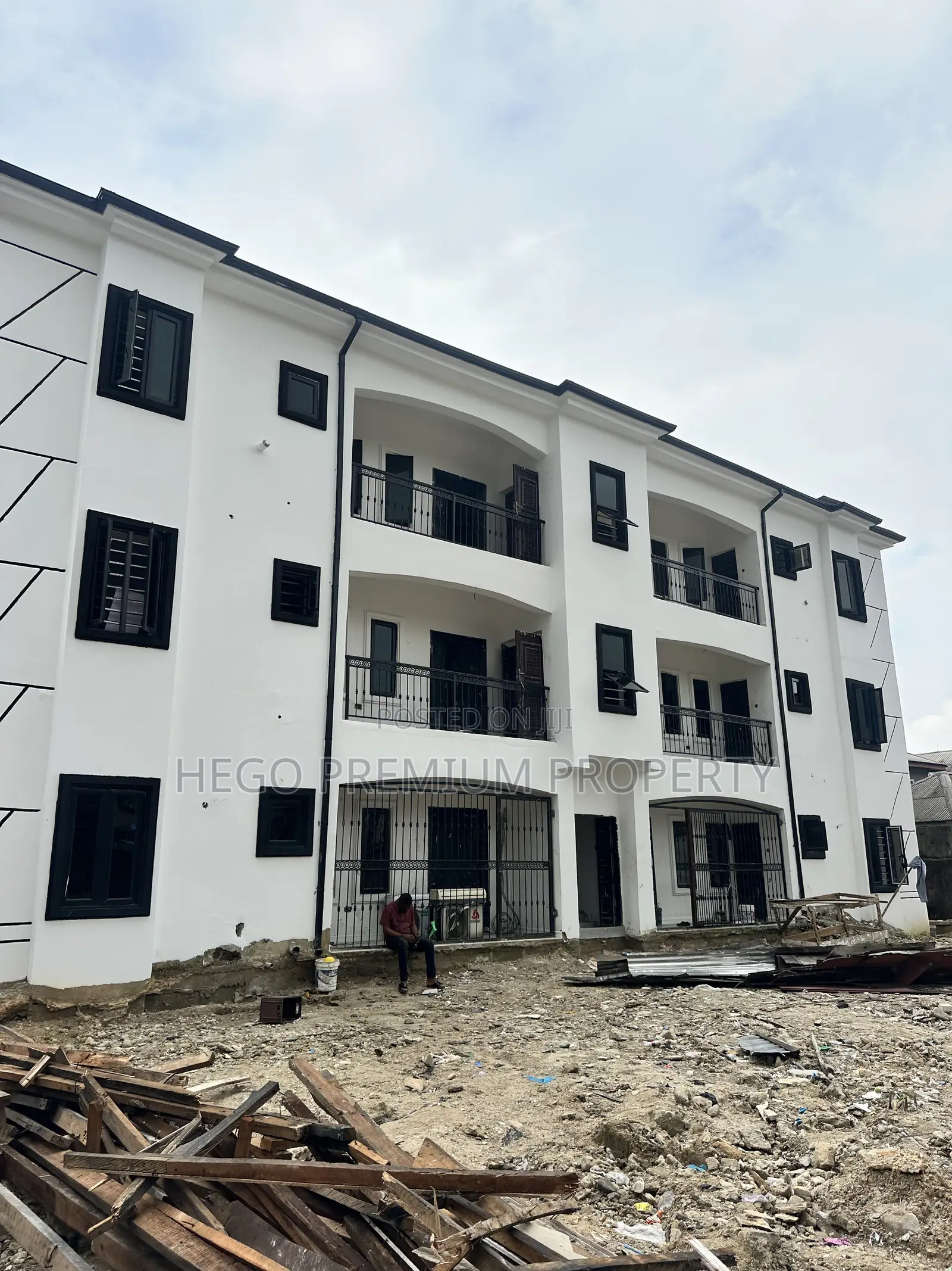 2bdrm Block of Flats in Tombia Extension, GRA Phase 2 / Port-Harcourt in GRA Phase 2 / Port-Harcourt