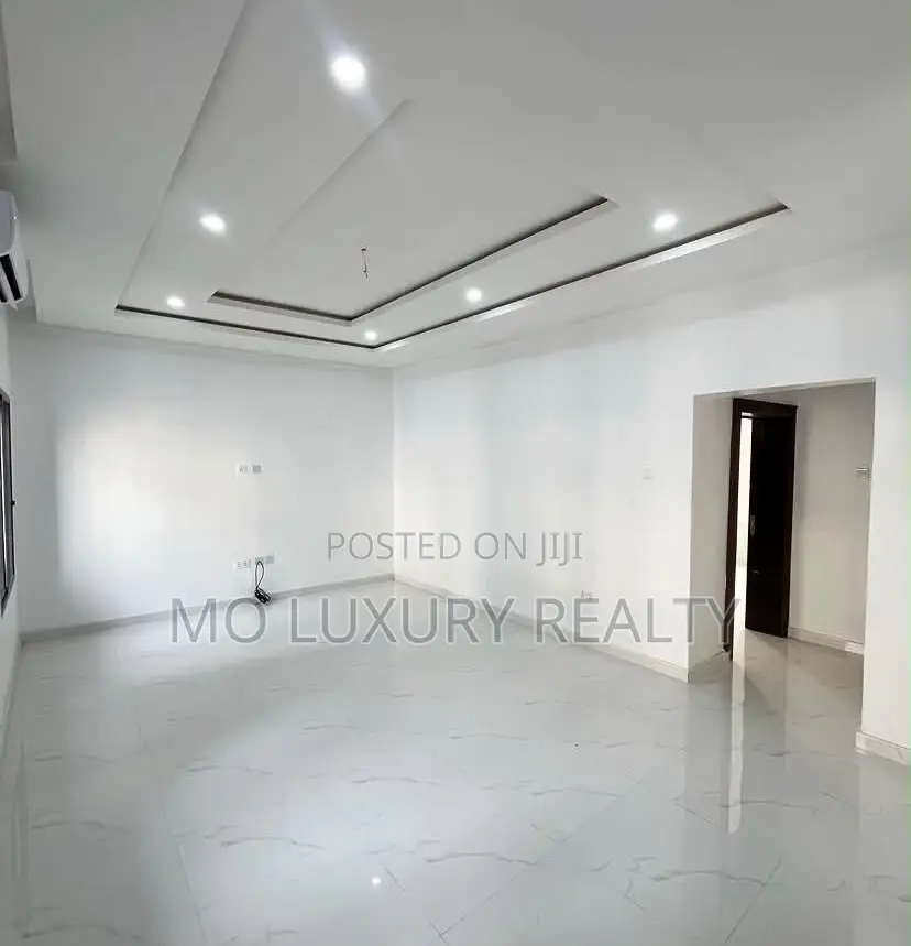 3bdrm Apartment in Old Ikoyi for rent in Old Ikoyi