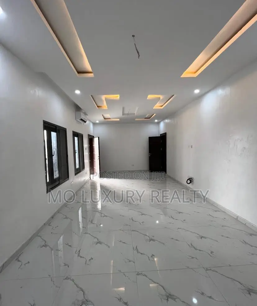 3bdrm Apartment in Old Ikoyi for rent in Old Ikoyi