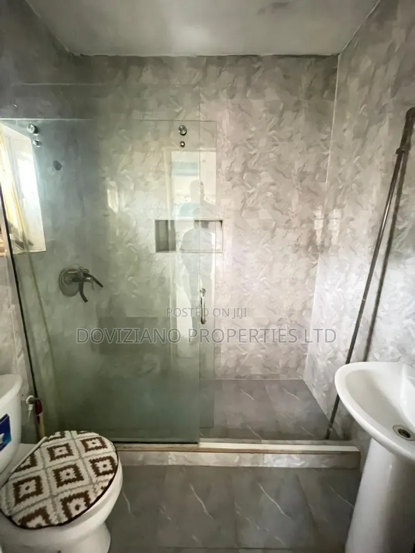 3bdrm Apartment in Victoria Island Extension for rent in Victoria Island Extension