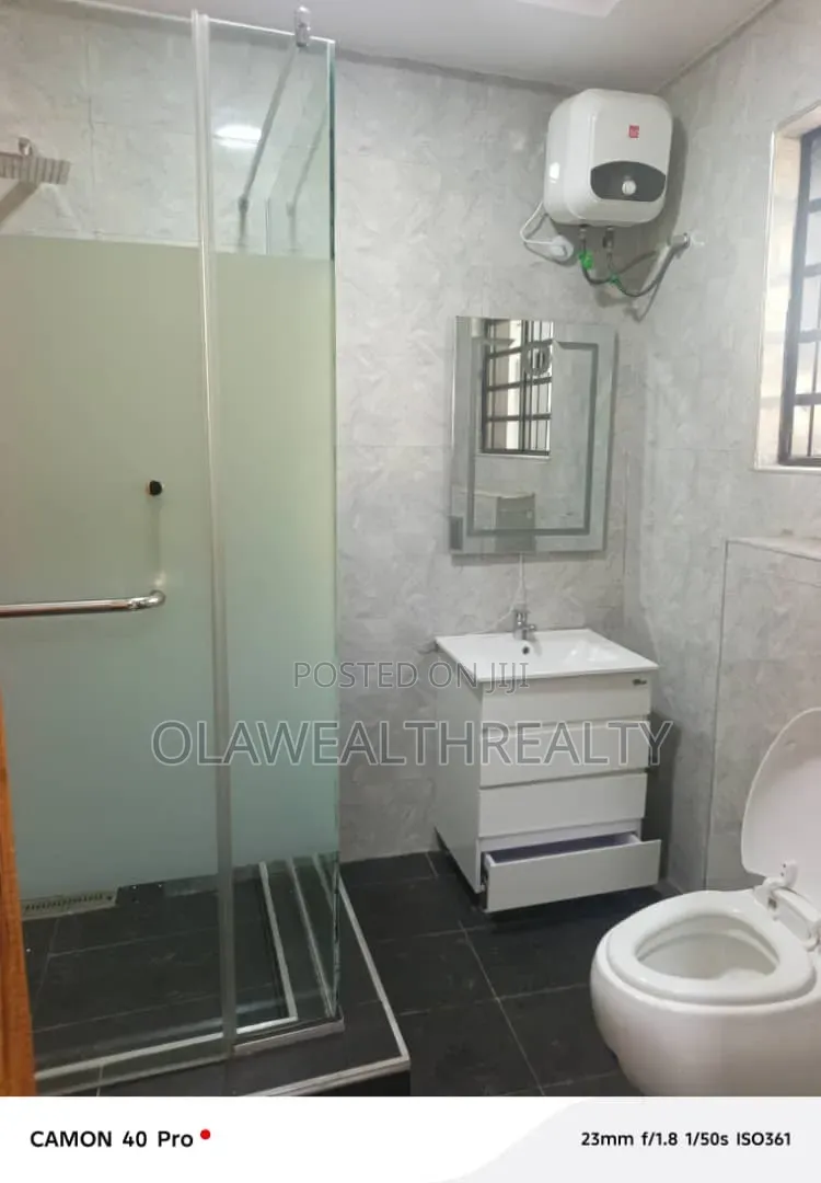 4bdrm Duplex in Ikolaba Gra, Akobo for sale in Akobo