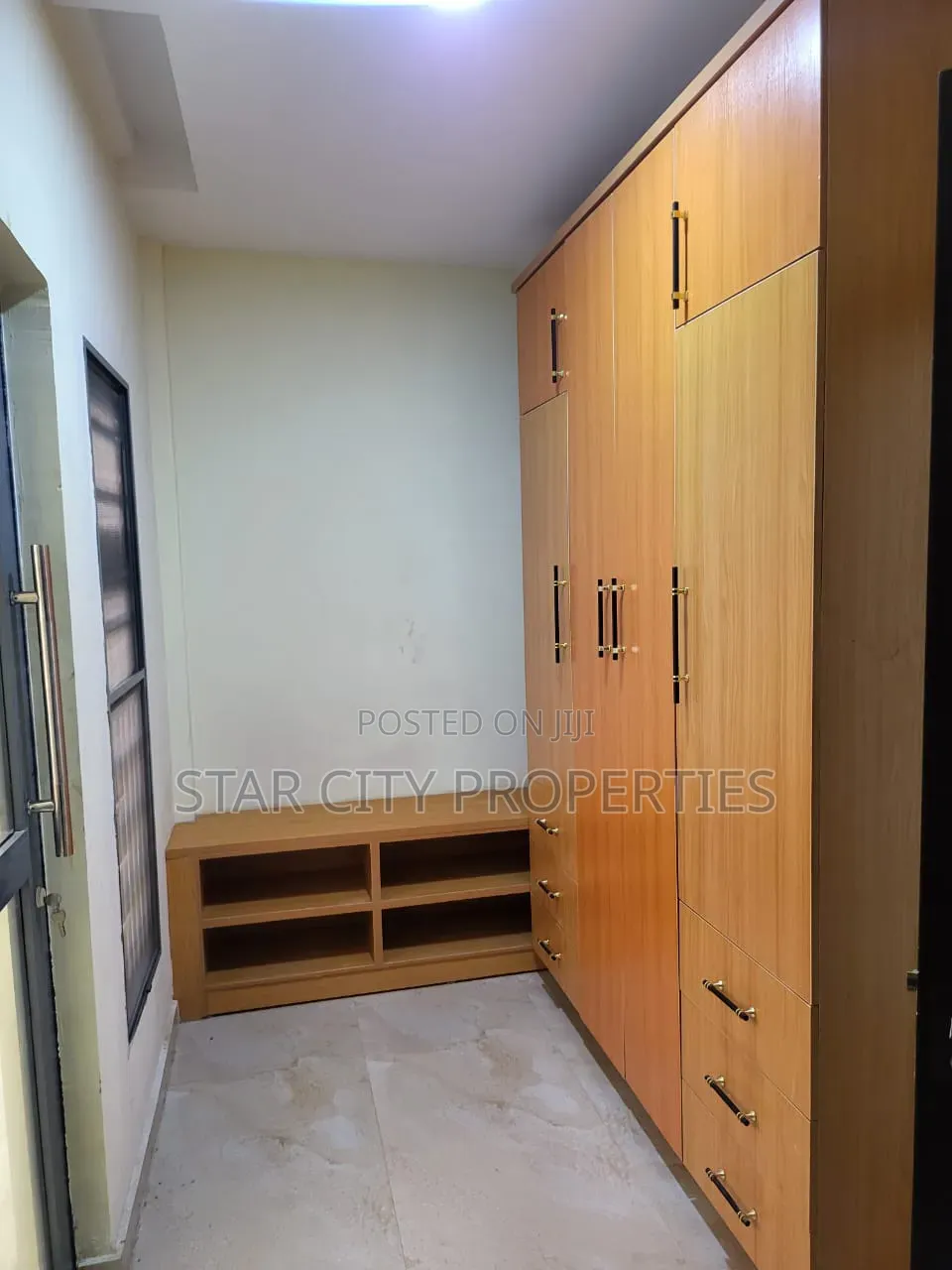 5bdrm Duplex in Mende Maryland for rent in Mende