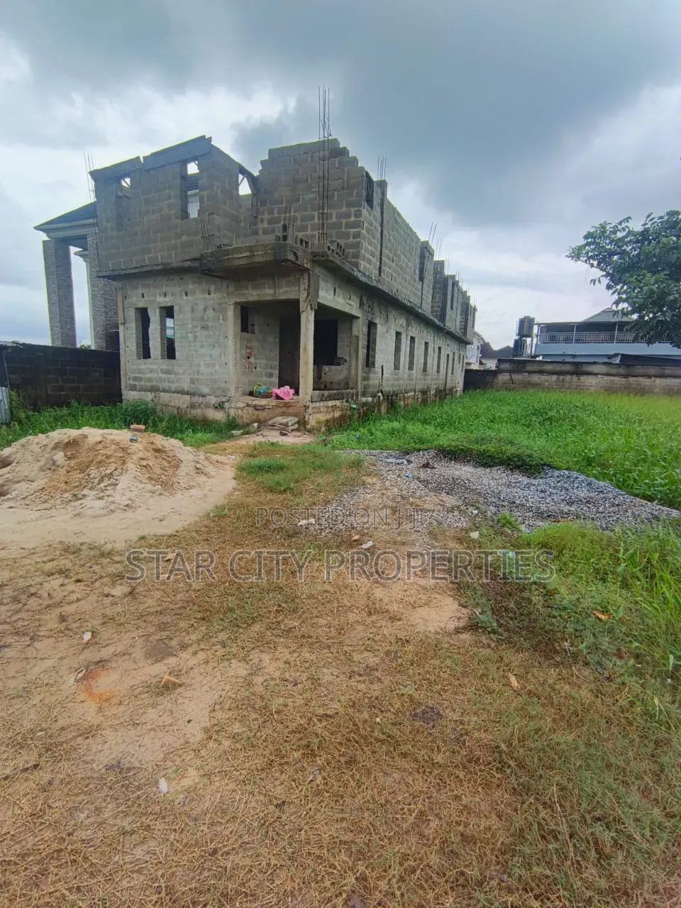 4bdrm House in Opic, Isheri North for sale in Isheri North