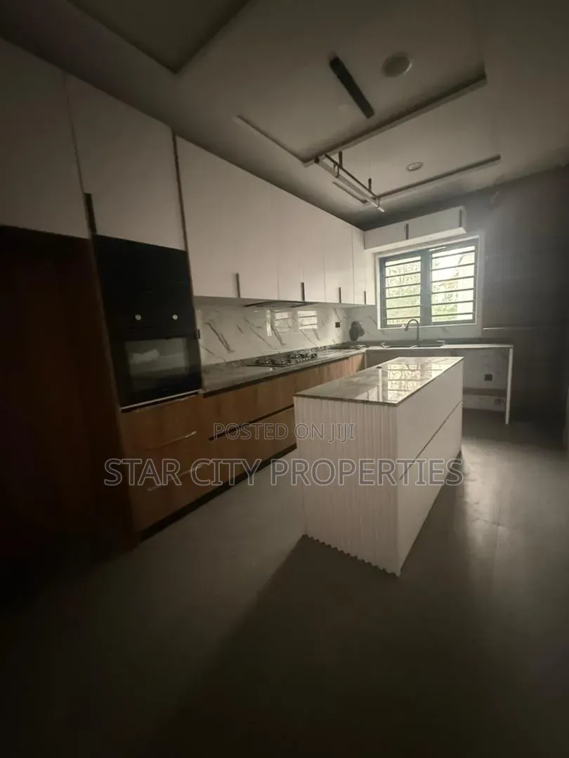 4bdrm Duplex in Omole Phase 1 for sale in Omole Phase 1