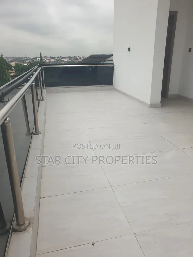 6bdrm Duplex in Magodo Phase 2 for sale in GRA Phase 2 Shangisha