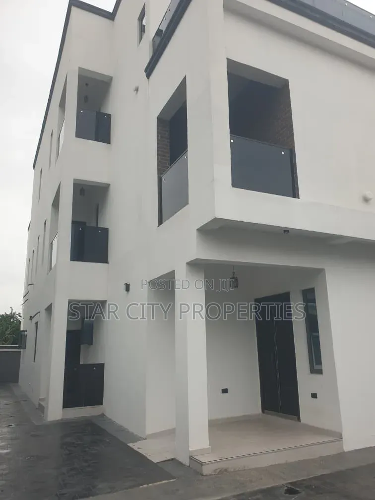 6bdrm Duplex in Magodo Phase 2 for sale in GRA Phase 2 Shangisha